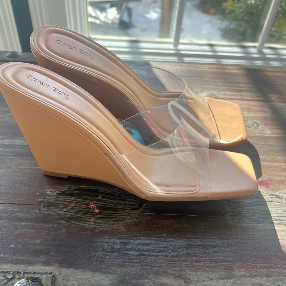 Rowan Wedge Slide Sandal In Blush Sandstone size 10